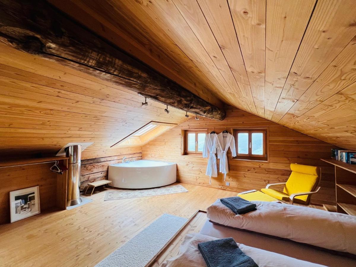 Chalet Biene - Swiss Alp Chalet With Sauna And Jacuzzi Ulrichen Luaran gambar